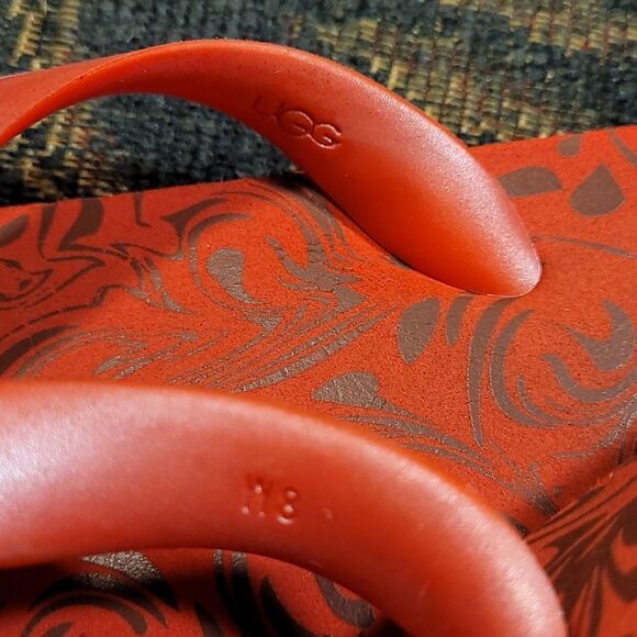 Ugg Women's Red Flip Flops- Size 8 - Picture 3 of 5